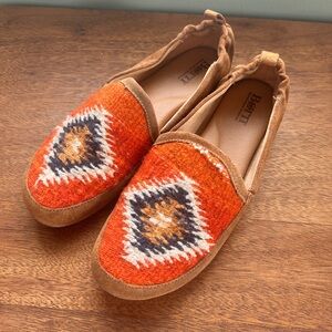 Born Margarite ll Moccasins